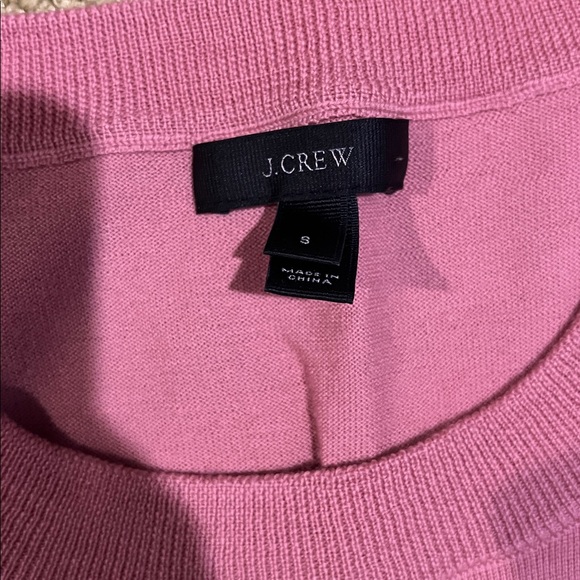 Jcrew Pink Women's Sweater Sz 4 merino wool, bracelet sleeve - Picture 2 of 2